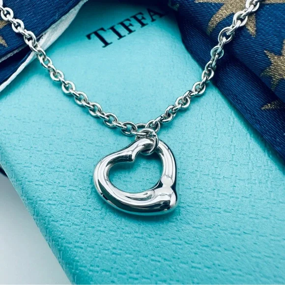 Tiffany & Co. 11 mm Open Heart Bracelet in Sterling Silver 7.5” with Pouch - Picture 3 of 10